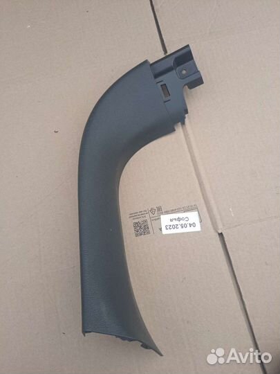 Обшивка двери багажника Правая Hyundai Tucson 3