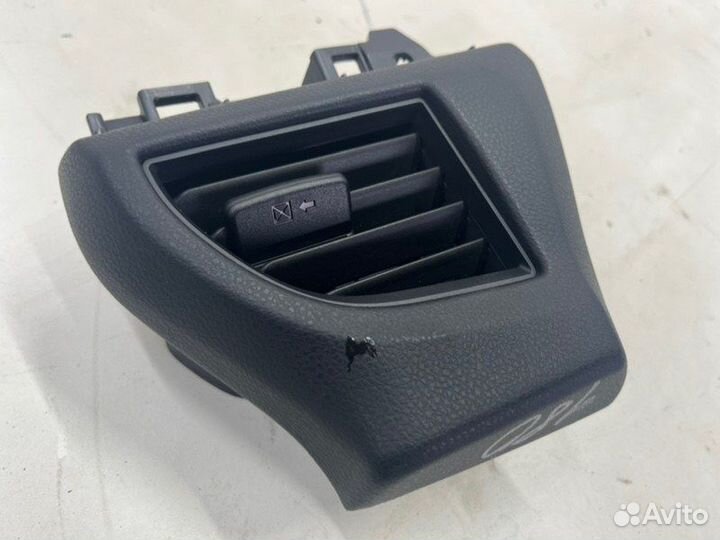 Воздуховод печки левый Toyota Corolla E180/E181