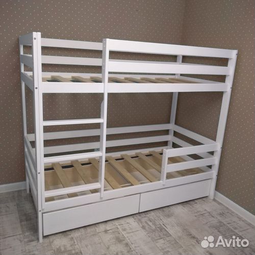 Кровать из массива двухъярусная 