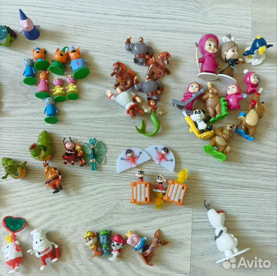Игрушки из Киндер сюрприза пакетом