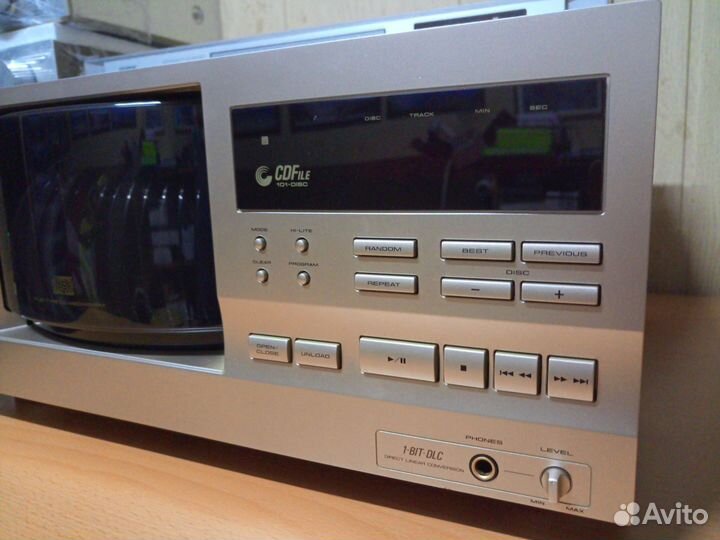 CD чейнджер Pioneer PD-F908
