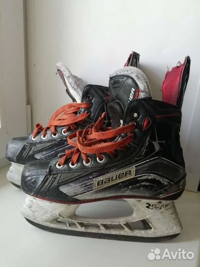 Хоккейные коньки bauer x800