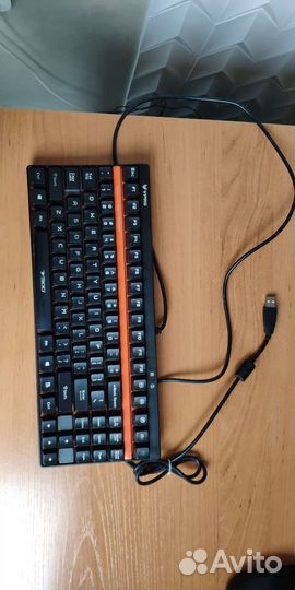 Механическая клавиатура rapoo v500