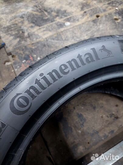 Continental MaxContact MC6 245/45 R19 98V