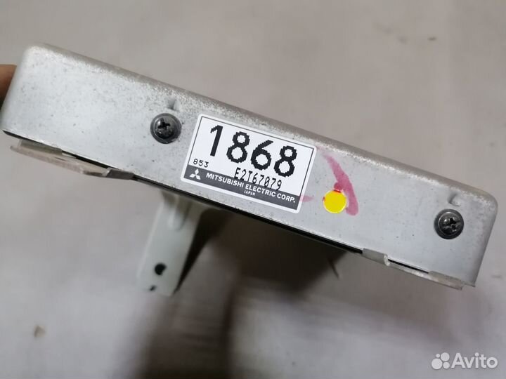 Блок управления двс Mitsubishi Galant 1997