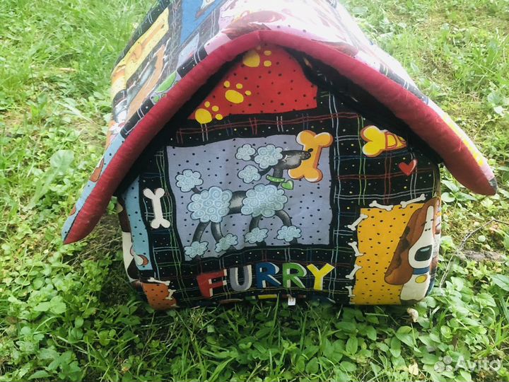 Для кошек и собак домик и переноска