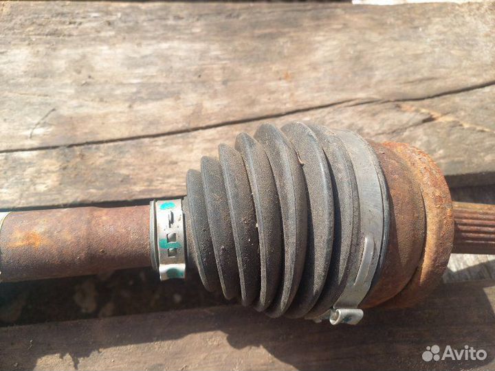 Привод передний правый Kia Rio 4