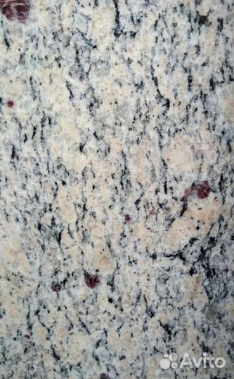 Гранитная столешница для летней кухни