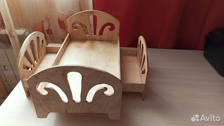 Кровать для кукол