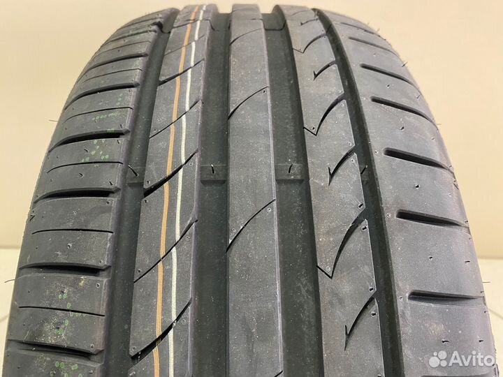 Tracmax X-Privilo TX3 245/40 R19 98Y