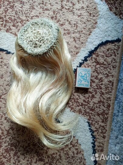 Парик и шиньон-накладка из натуральных волос