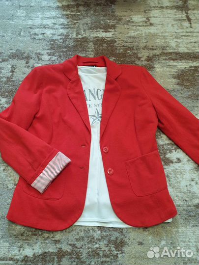 Пиджак для девочки подростка 40-42