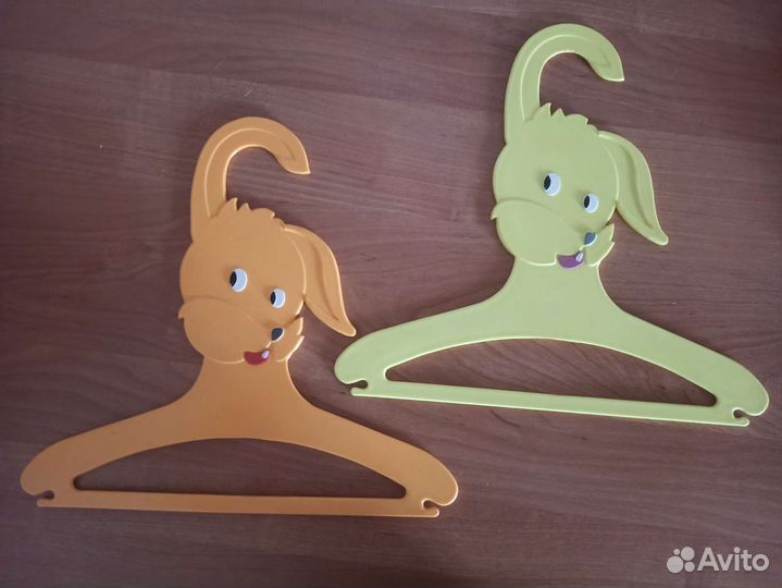 Вешалка плечики для одежды