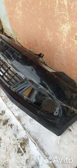 Передний бампер volkswagen polo 14 год