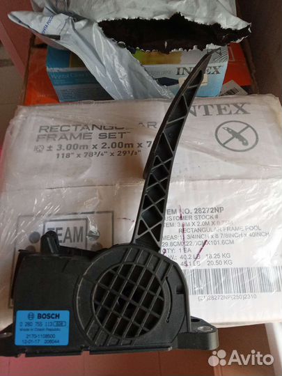 Педаль е газ приора 2170 Бош