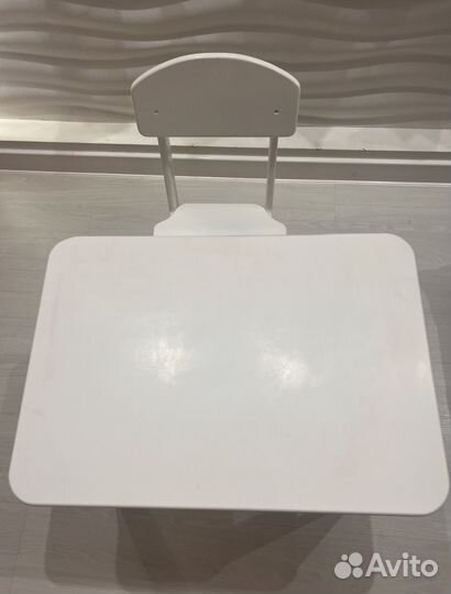 Детский стол и стул