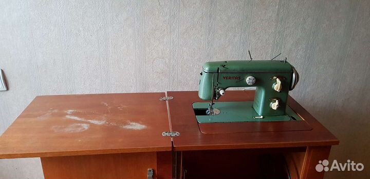 Швейная машина Veritas