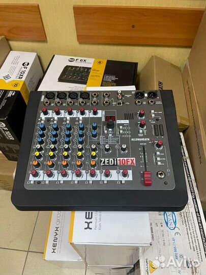 AllenHeath ZEDi10FX