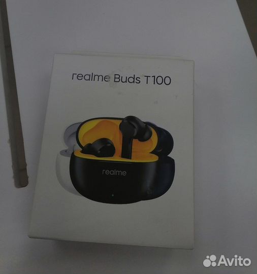 Realme t100
