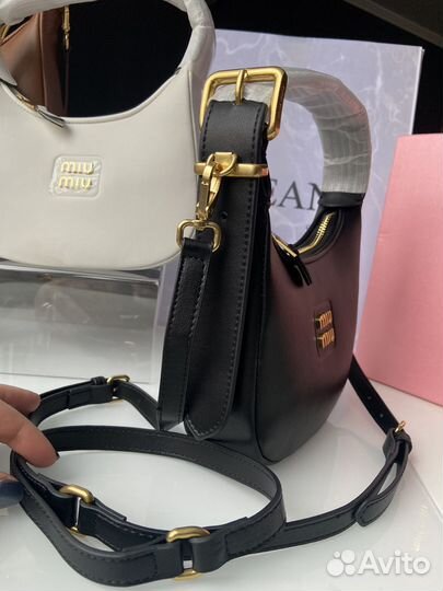 Сумка Miumiu hobo натуральная кожа