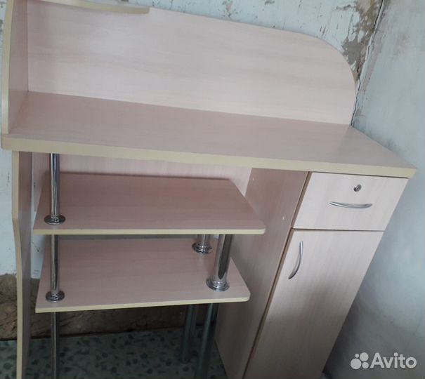 Стол для маникюра