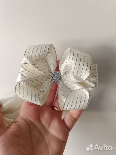 Резинка для волос ручной работы