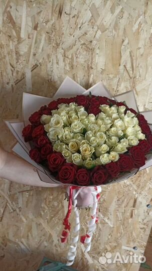 51 роза, 101 роза. Всё серьезно, здесь розы