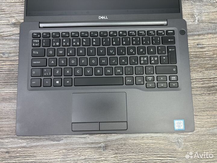 Dell Latitude 7400