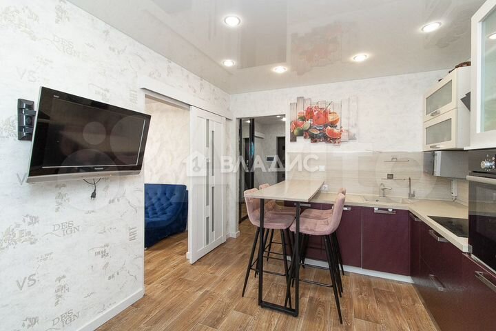 2-к. квартира, 57,1 м², 8/10 эт.