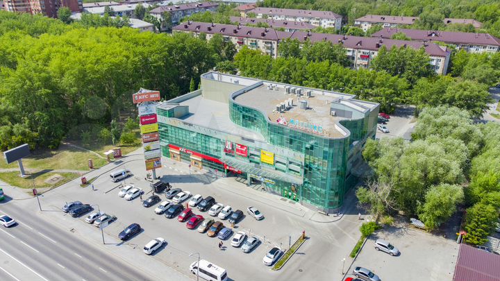 Сдам торговое помещение, 700 м²