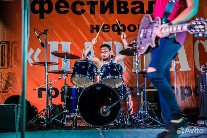 Научу играть на барабанах (барабанной установке)