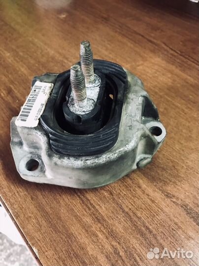 Опора АКПП jeep wk2 grand cherokee 3.0 d