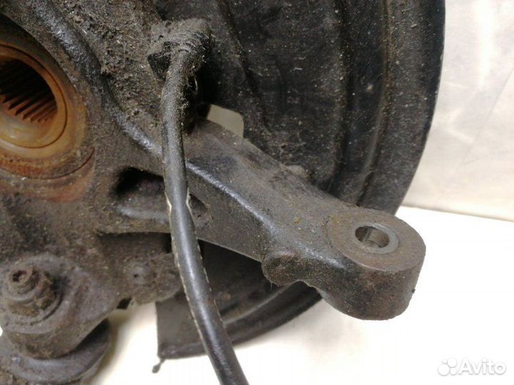 Кулак поворотный передний правый Renault Megane