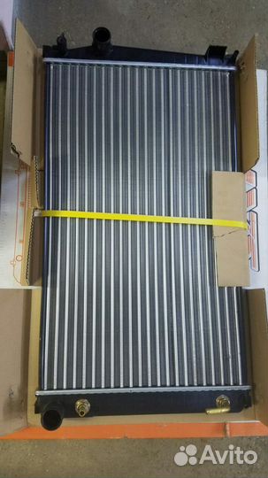 Радиатор охлаждения Радиатор toyota RAV4 06-12гг