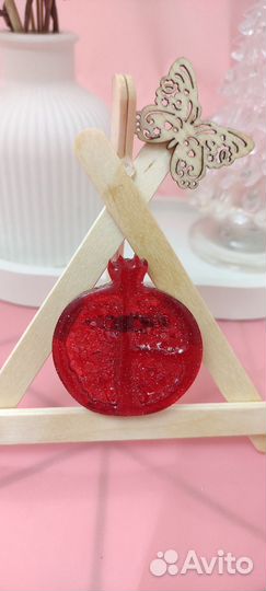 Брошь гранат