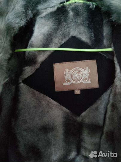 Плащ пальто