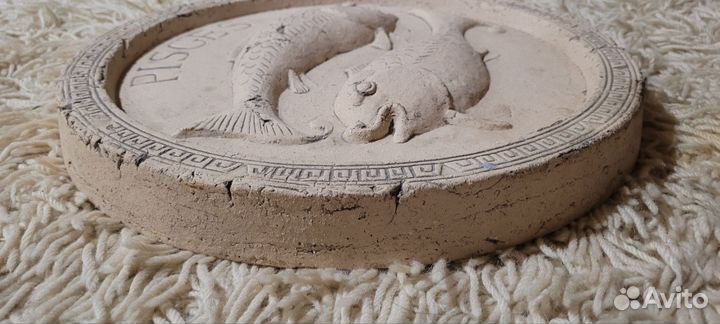 Гипсовое панно барельеф рыбы