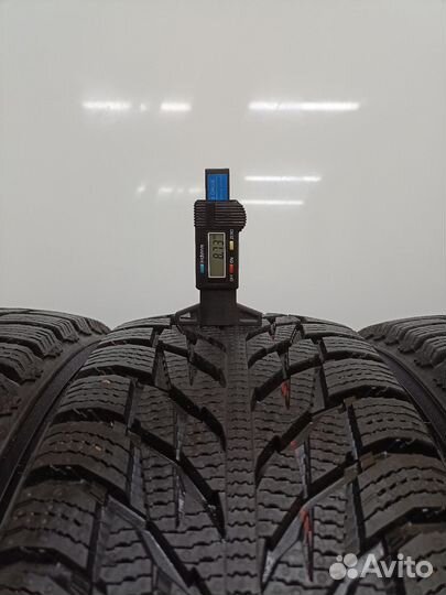 Nokian Tyres Hakkapeliitta R3 215/65 R16