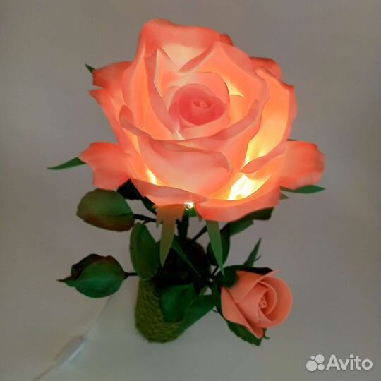 Светильник из изолона