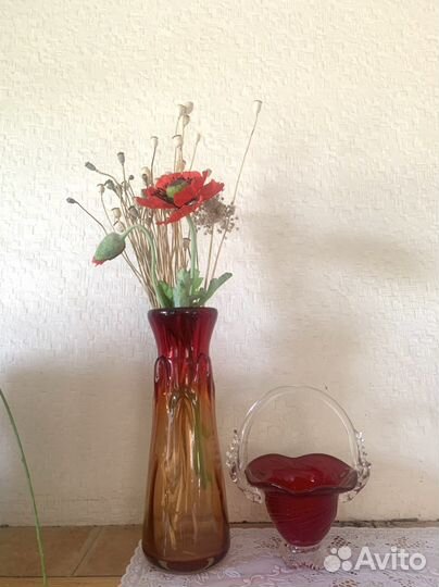 Ваза и конфетница корзинка красное стекло СССР
