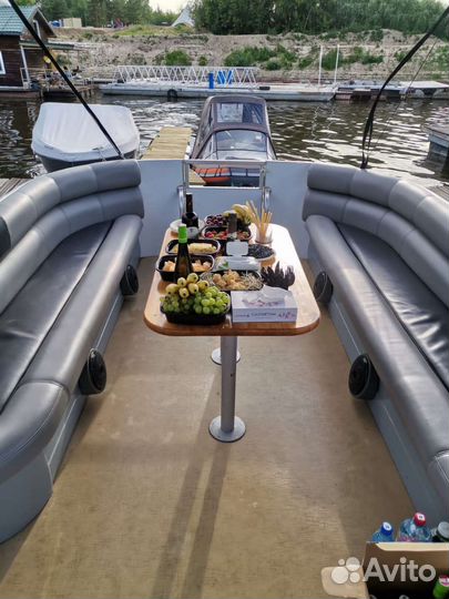 Прогулки на катере 10 человек