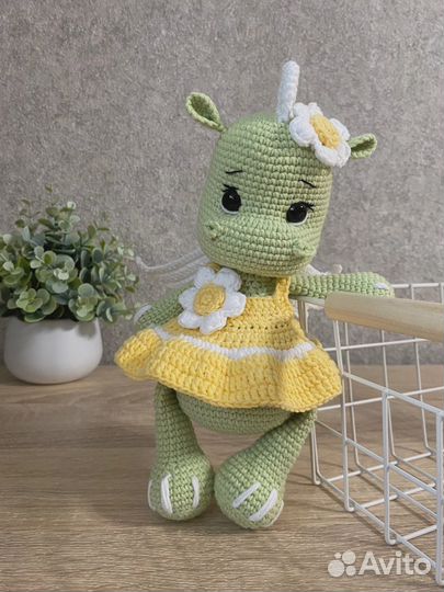 Вязаные игрушки ручной работы дракоша