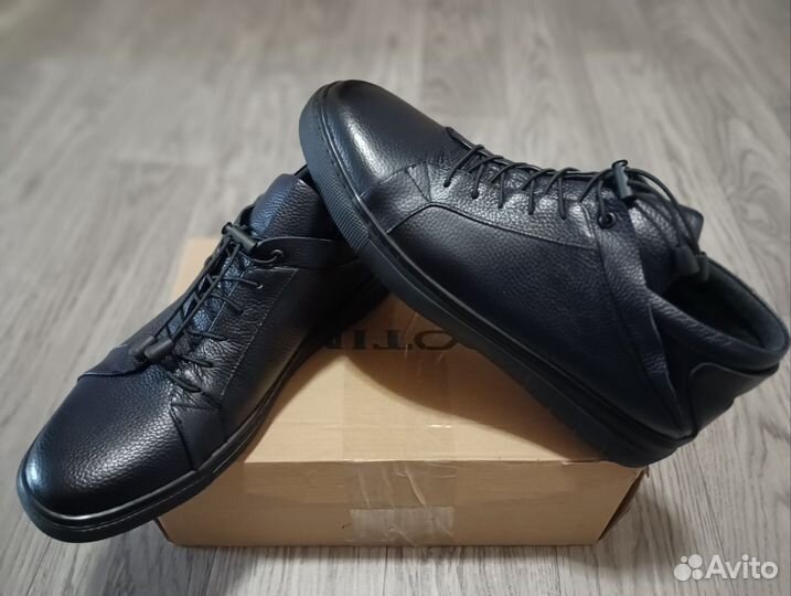 Ботинки натуральная кожа 44 новые