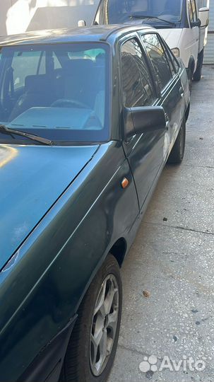 Daewoo Nexia 1.5 МТ, 1998, битый, 100 000 км