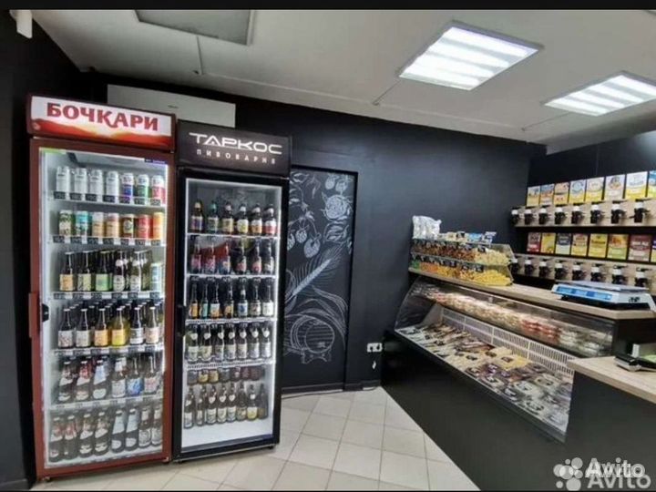 Продавец разливных напитков