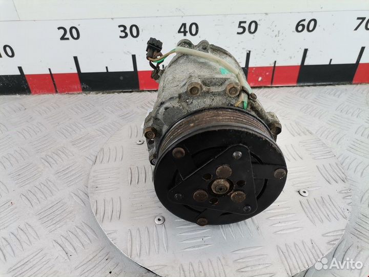 Компрессор кондиционера для Volkswagen Lupo