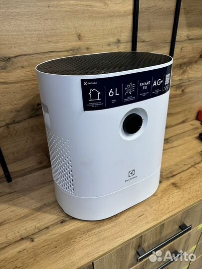 Очиститель воздуха Electrolux EHW-600