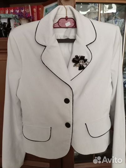Костюм из микровельвета 48 размера
