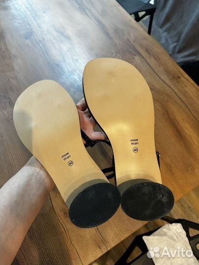 Босоножки 39