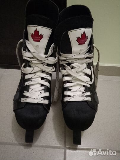 Коньки хоккейные Canada 3000.Размер 43